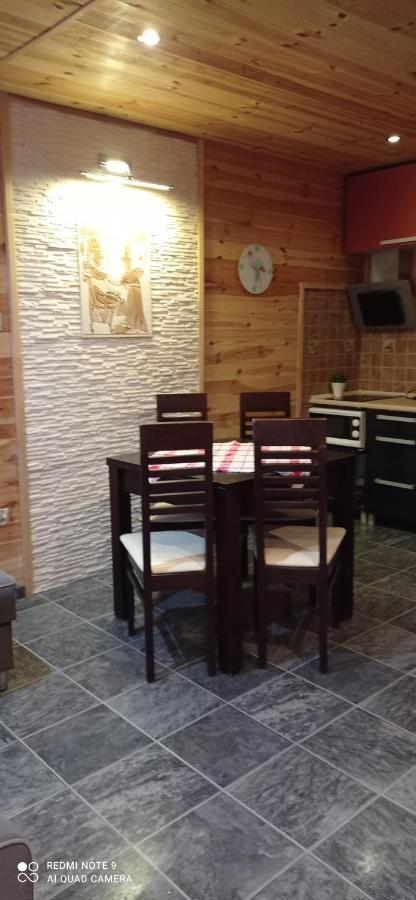 Domki Teo Pietrowe I Parterowe Rewal Bagian luar foto