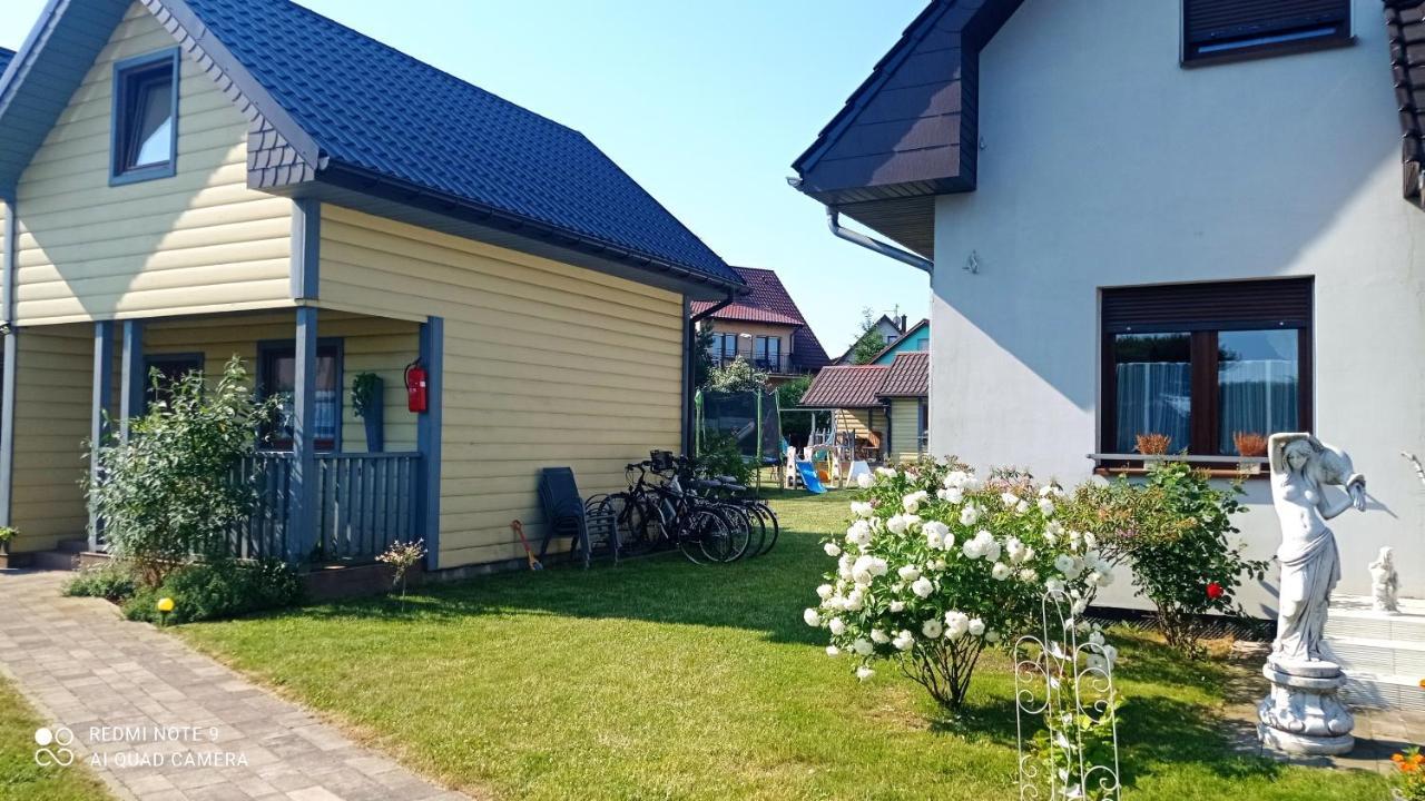 Domki Teo Pietrowe I Parterowe Rewal Bagian luar foto