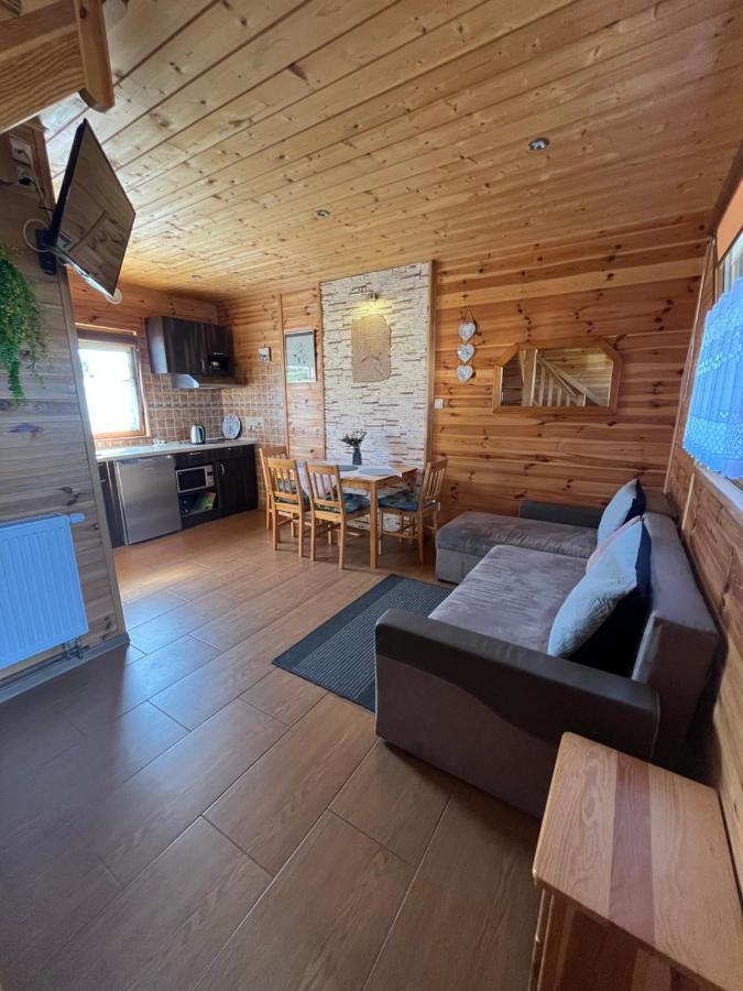Domki Teo Pietrowe I Parterowe Rewal Bagian luar foto