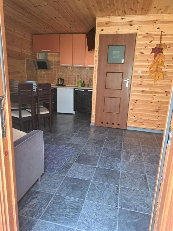 Domki Teo Pietrowe I Parterowe Rewal Bagian luar foto