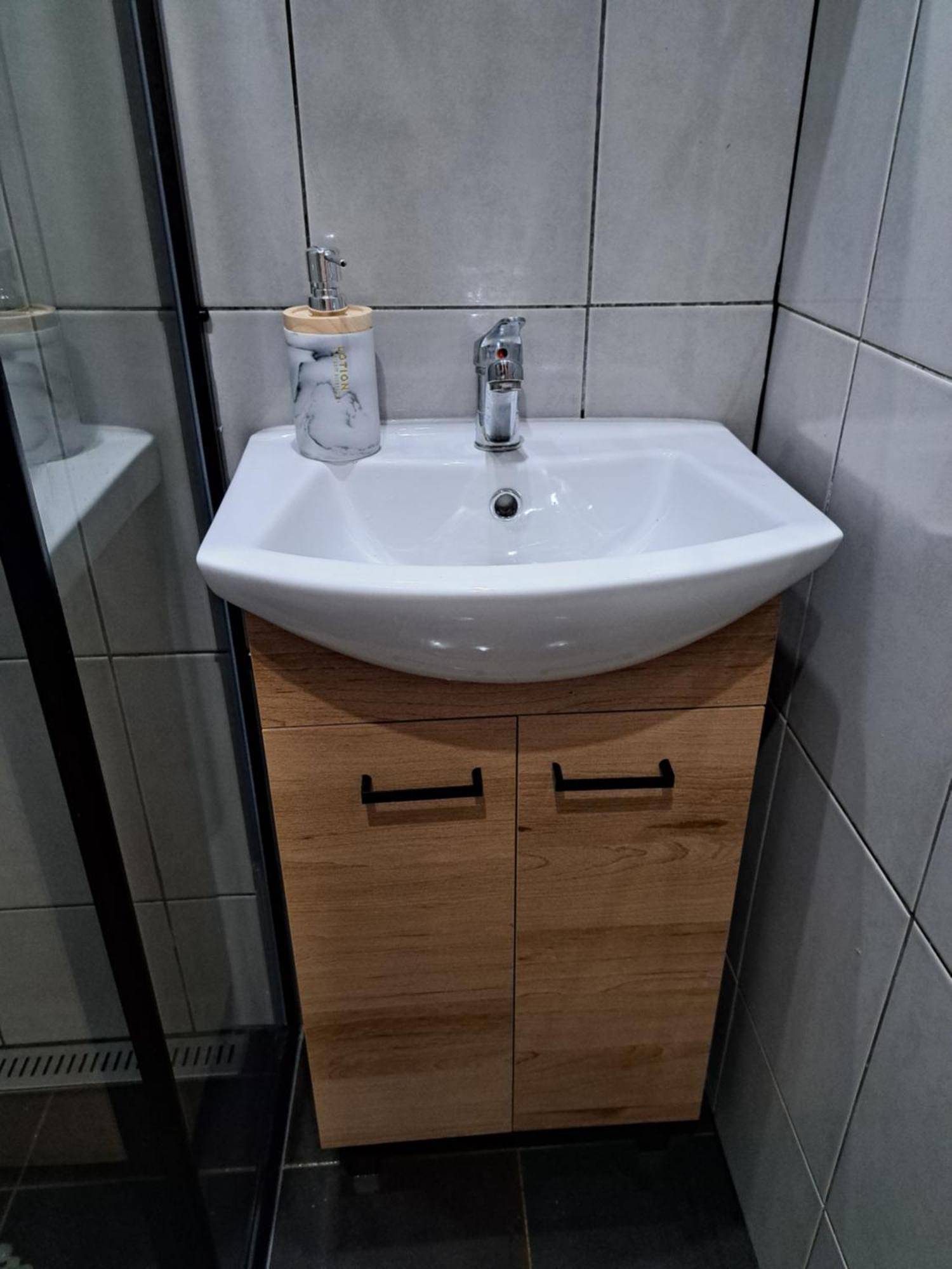 Domki Teo Pietrowe I Parterowe Rewal Bagian luar foto